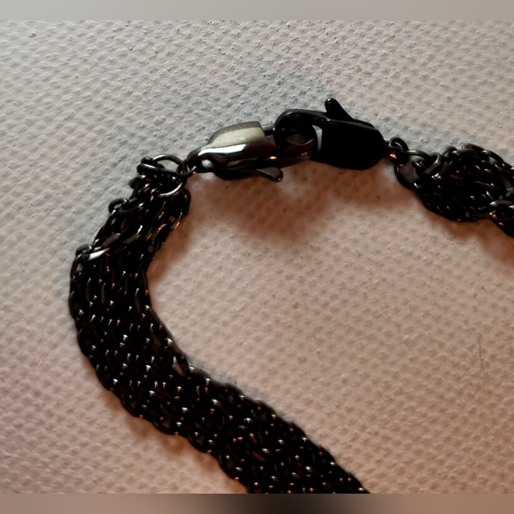 Unbranded gunmetal tone multi-tiered chain necklace - Picture 3 of 3